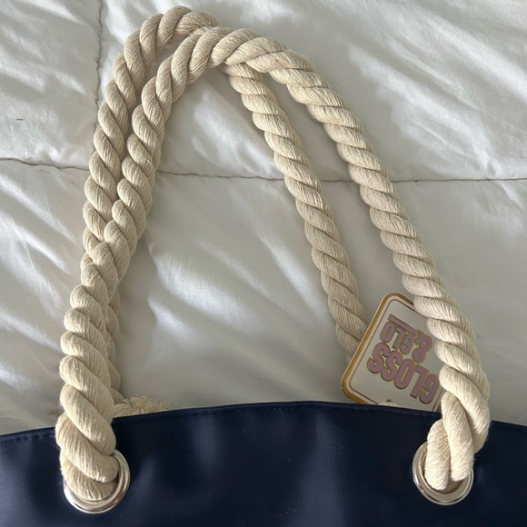 Beach Bag - Picture 2 of 8